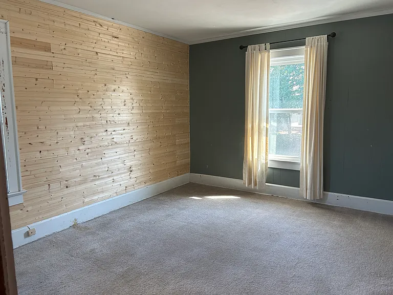 317 N High St — Photo 5