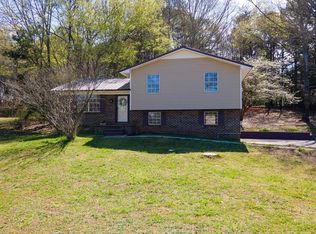 1740 Welcome Valley Rd, Benton, TN 37307