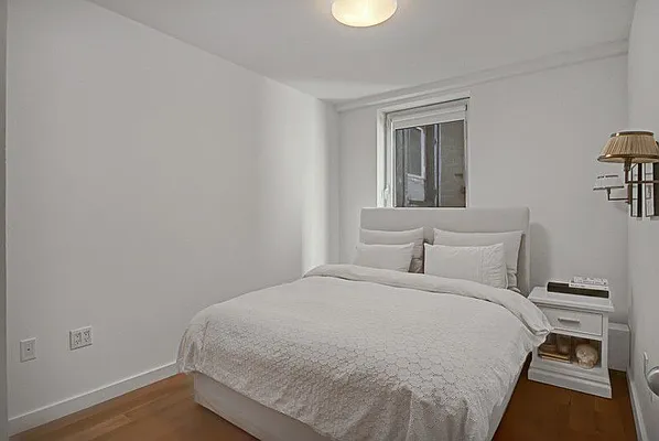 Rented by Kian Realty | media 15