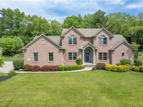 6612 Greyhawk St NW, Canton, OH 44708