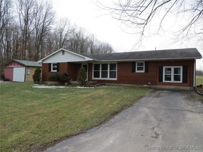 5853 E State Road 60, Pekin, IN, 47165