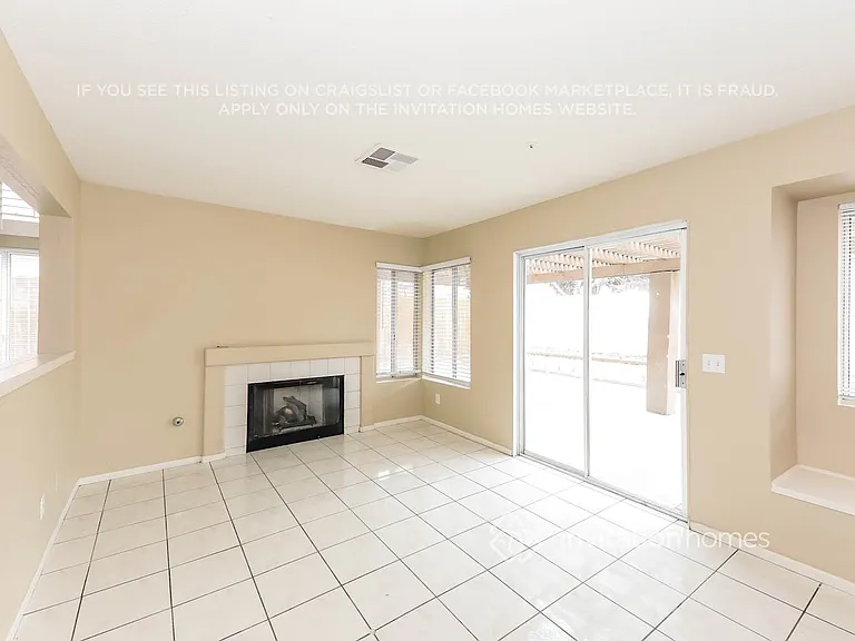 11761 Malagon Dr — Photo 8