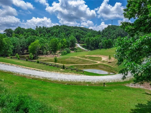 WR-13 Firethorne Lane, Elk Park, NC 28604