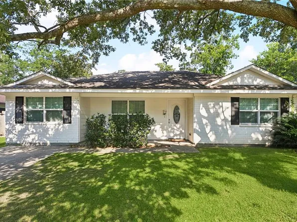 141 Audubon Dr, Mandeville, LA 70471