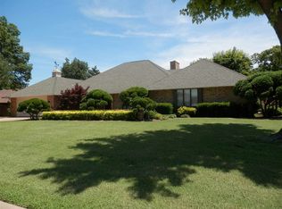 900 Cardinal Rd, Fairview, OK 73737