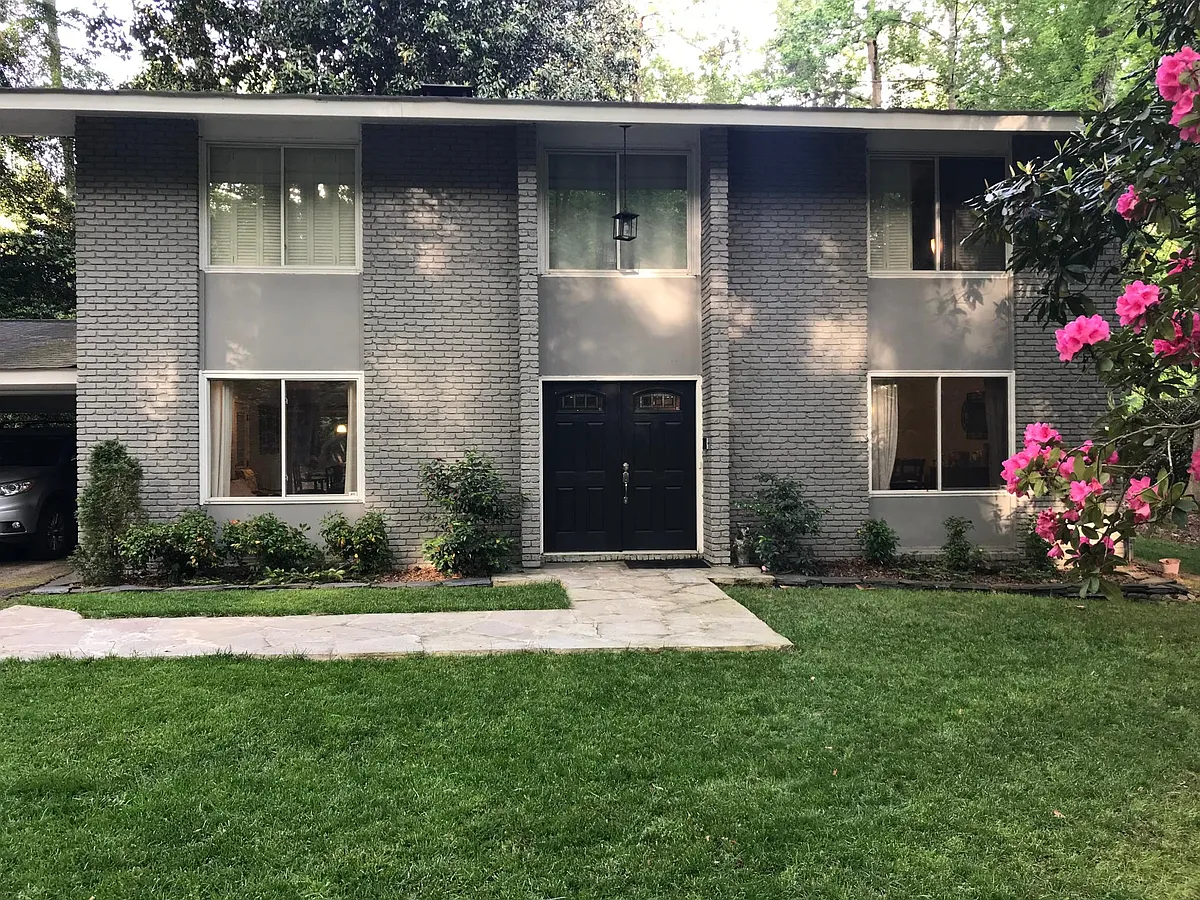 Building Photo - 4889 Lake Forrest Dr