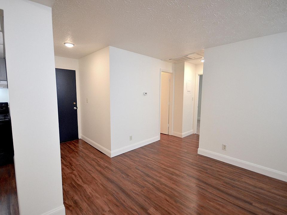 407 Lebanon St Lizton, IN, 46149 Apartments for Rent Zillow