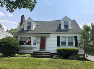 147 Crescent Ave, Hamburg, NY 14075