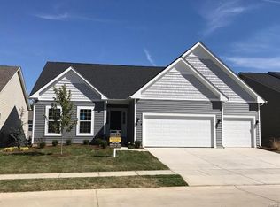 2316 Chemin Ave, Saint Charles, MO 63301