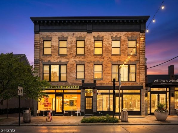 35-37 Main St #3B