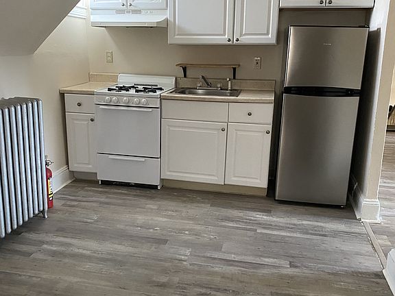 5th image of 2 N Wells Ave #5