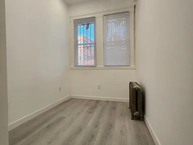 1750 Mission St #10 — Photo 9