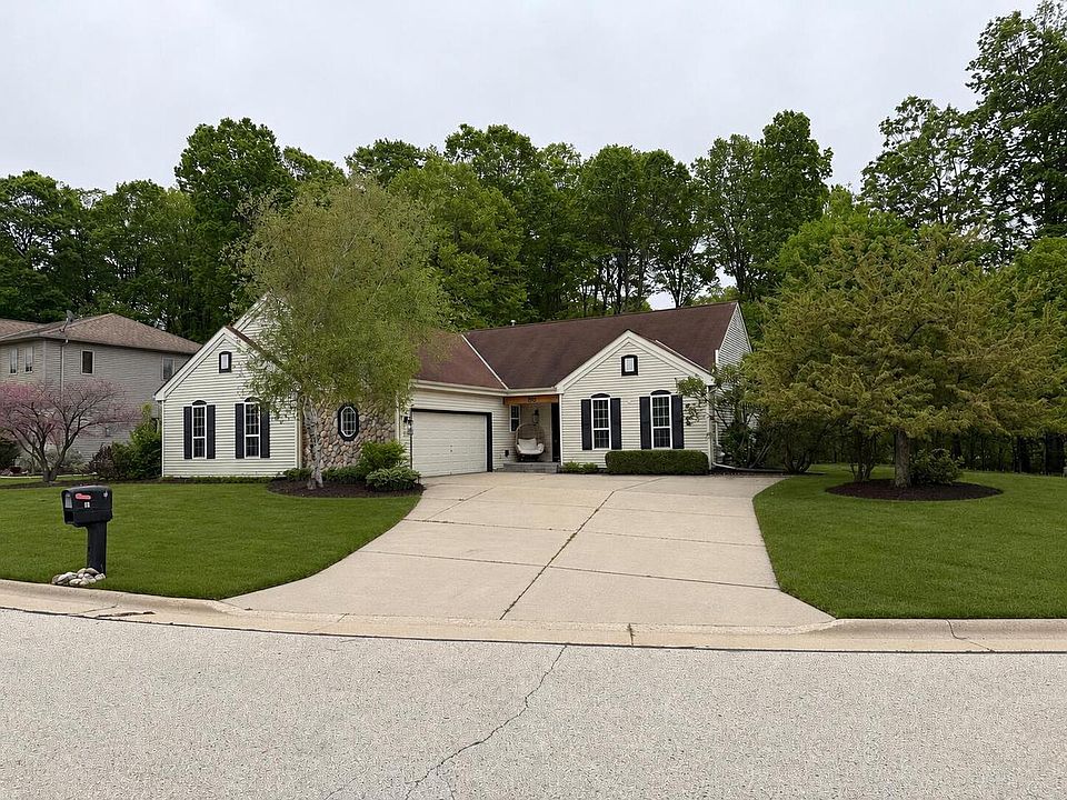 1st image of 88 King Oak COURT