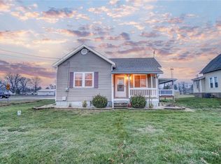 609 Lovejoy St, Jerseyville, IL 62052