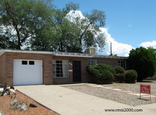 1208 June St NE, Albuquerque, NM 87112