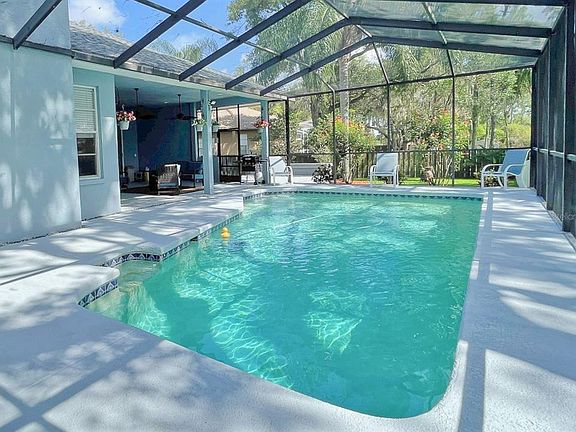 5th image of 10420 Nightengale Dr