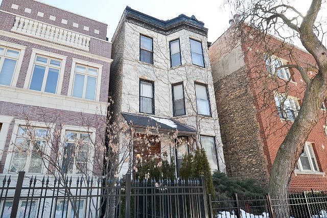 1st image of 2661 N Burling St APT 01
