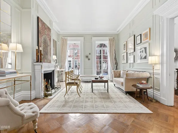 37 West 11th Street image 1 of 17