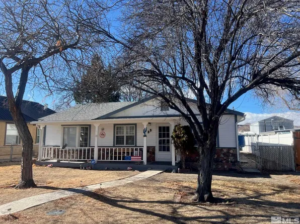 33 N Nevada St, Yerington, NV 89447