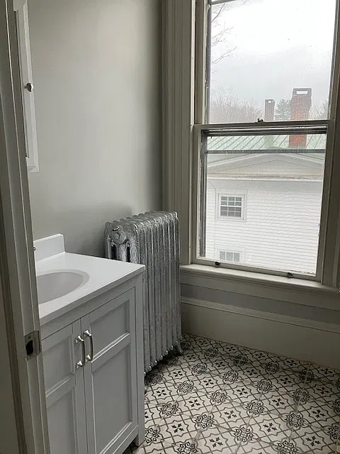 130 Meadow St — Photo 3