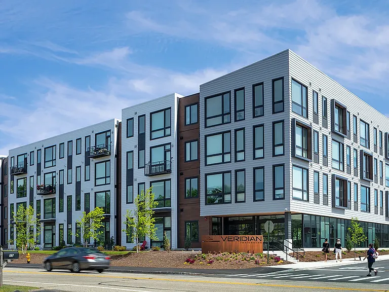 The Veridian Residences — Photo 25