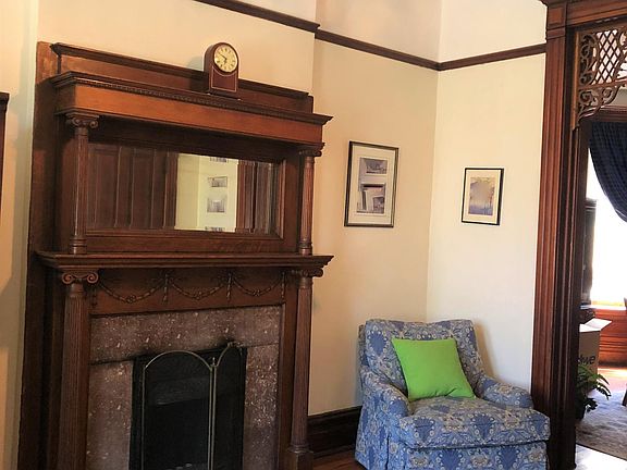 2nd image of 1129 W Drummond Pl APT 2