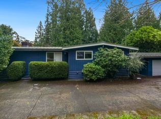 16445 SE 34th St, Bellevue, WA 98008