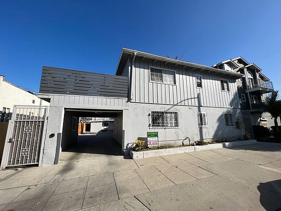 2nd image of 1076 Coronado Ave #1078