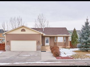 1918 Meadow Dr, Cheyenne, WY 82001