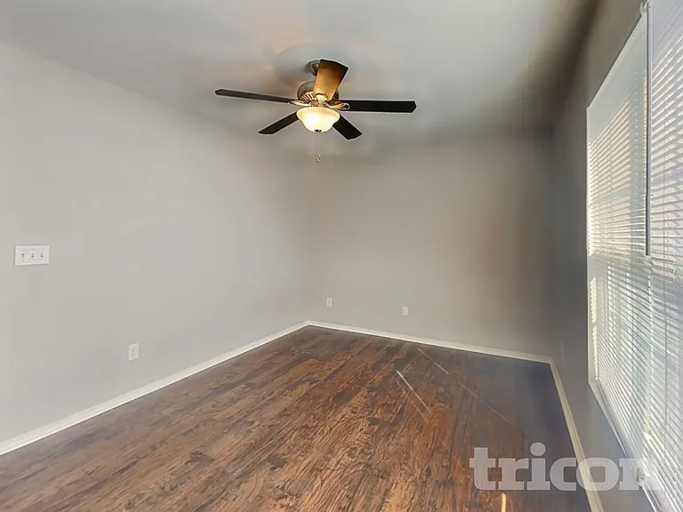 9434 Darwick St — Photo 10