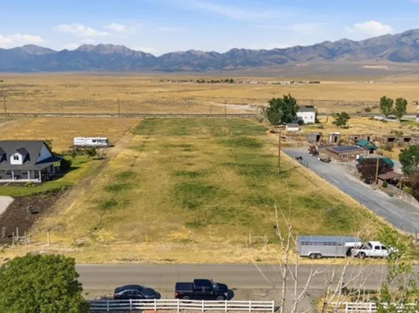 517 N Lincoln Hwy W, Grantsville, UT 84029
