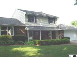 1102 Coppercreek Dr, Mechanicsburg, PA 17050