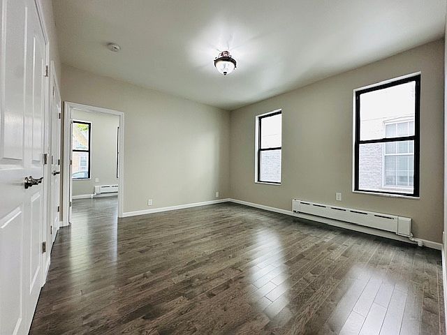 1st image of 3247 44th St APT 1F