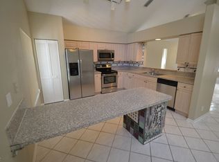 10830 London St, Cooper City, FL 33026