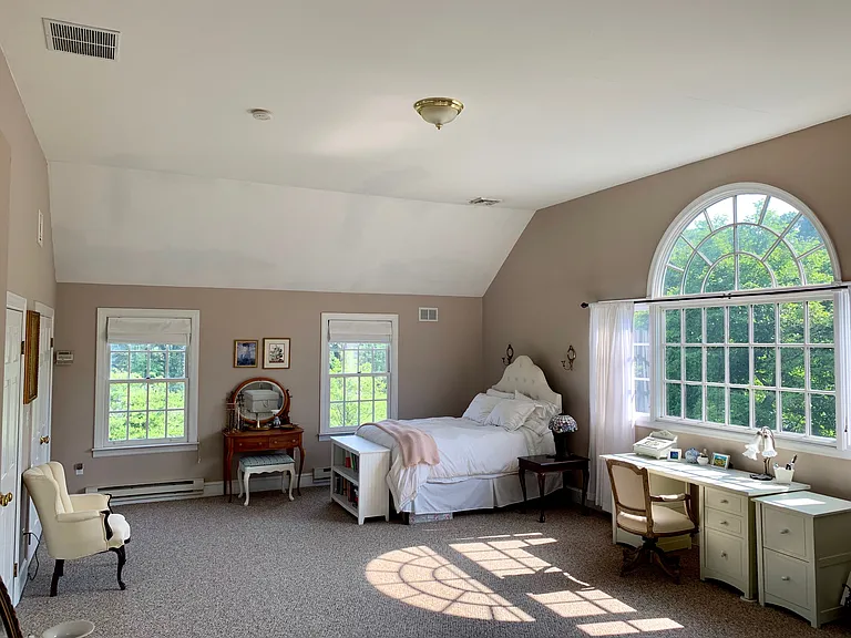 741 Cherry Valley Rd — Photo 2