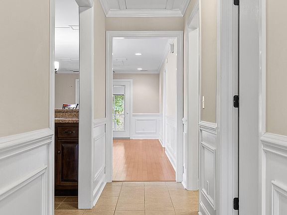 4th image of 3616 Brass Lantern Way