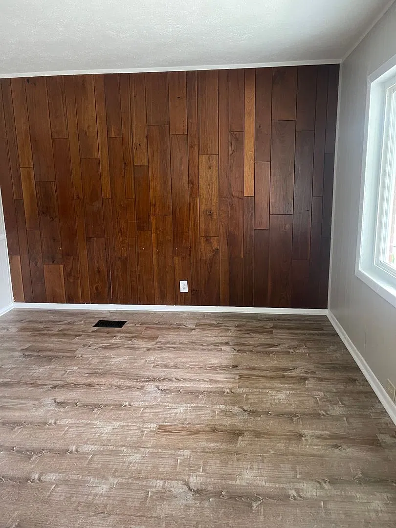Vineyard Ave. 7912 (Tinio) — Photo 3