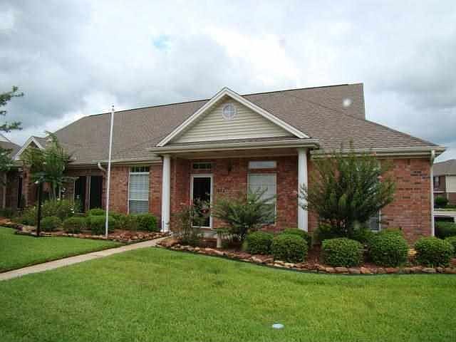 1st image of 7830 Pecan Dr