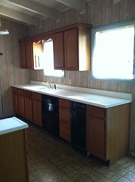4th image of 10900 E 28th Ter S