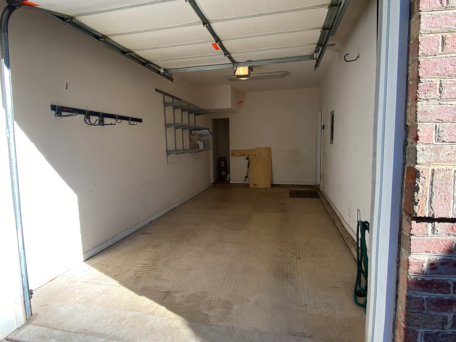 4744 Hunter Crest Ln — Photo 4