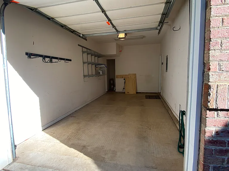 4744 Hunter Crest Ln — Photo 4