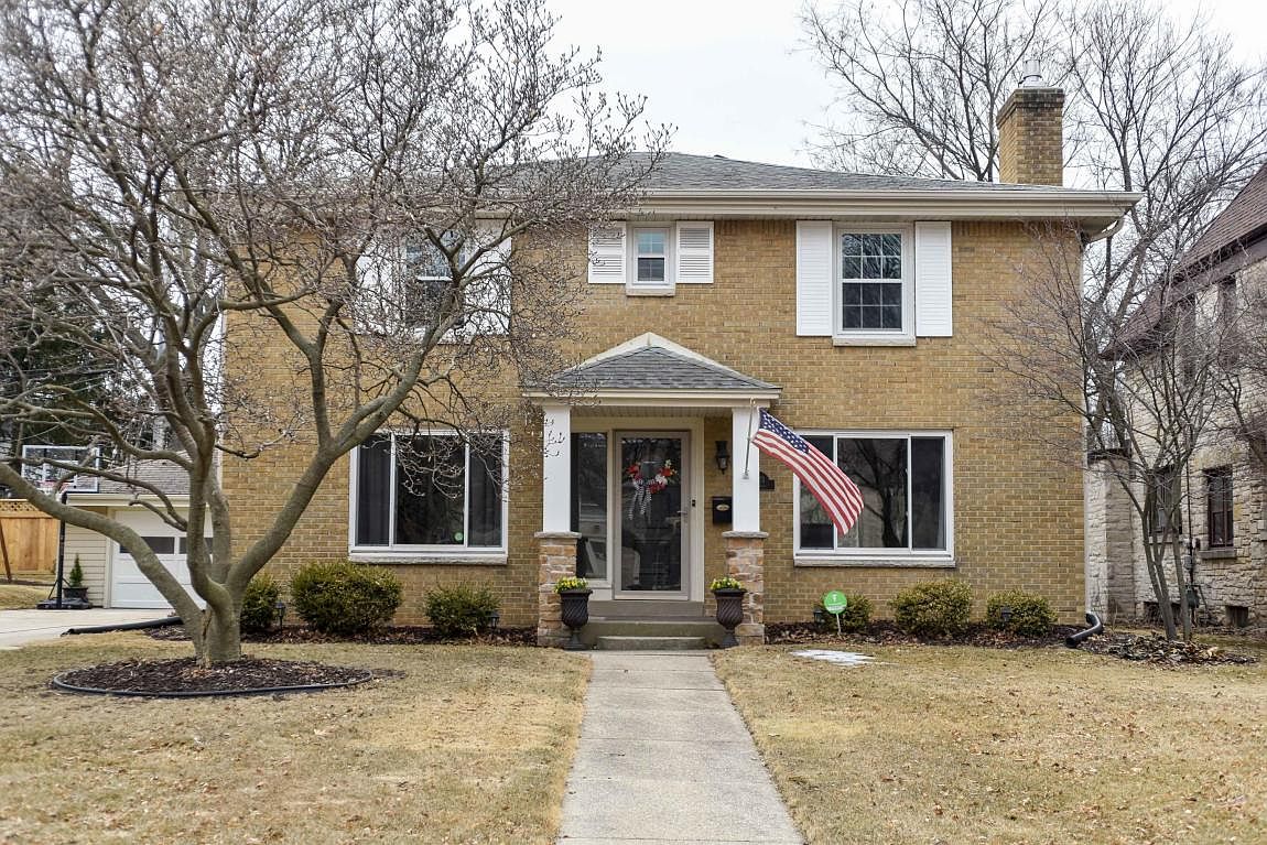 7823 W Wisconsin Ave, Wauwatosa, WI 53213 Zillow