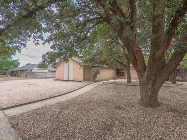 4001 Compton Dr, Midland, TX 79707