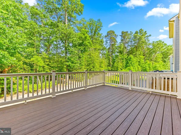 500 Willow Bend Dr, Glen Burnie, MD 21060