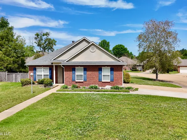113 Oakleigh Dr, Clinton, MS 39056