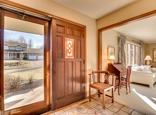 1904 Vernon Dr S, Minnetonka, MN 55305