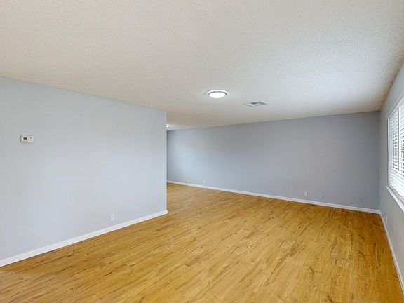 5th image of 1050 Bombay Ct