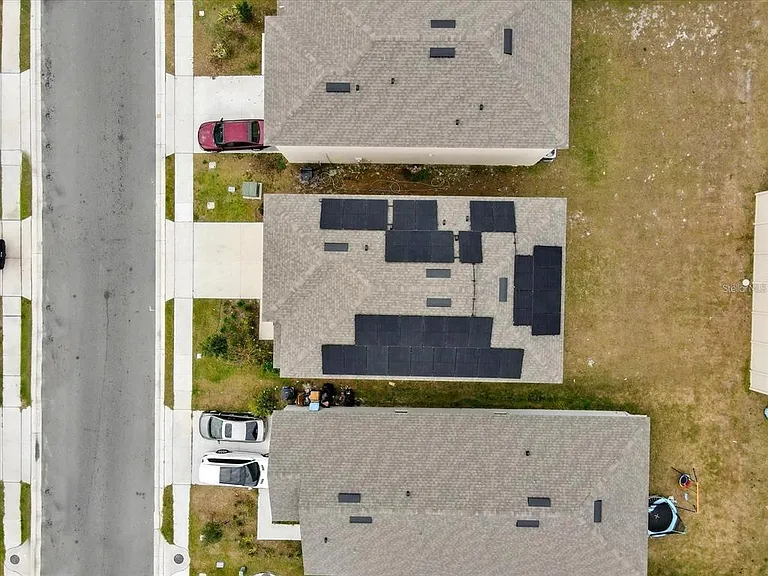 1444 Berry Ln — Photo 28