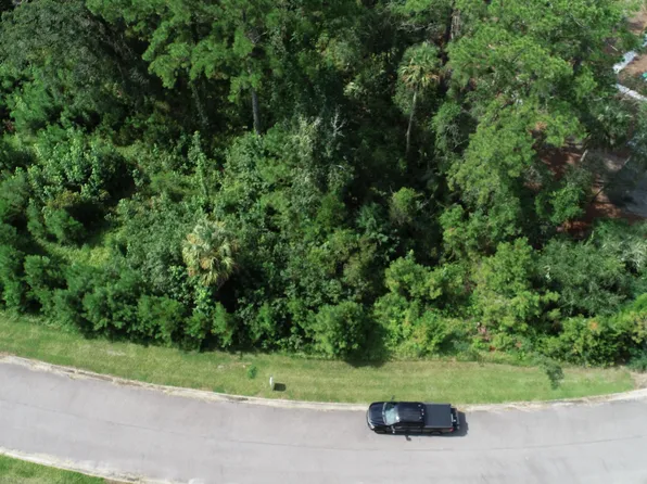 1112 River Oaks Rd, Brunswick, GA 31523