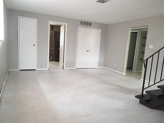 4th image of 7860 Glenorchard Dr #A